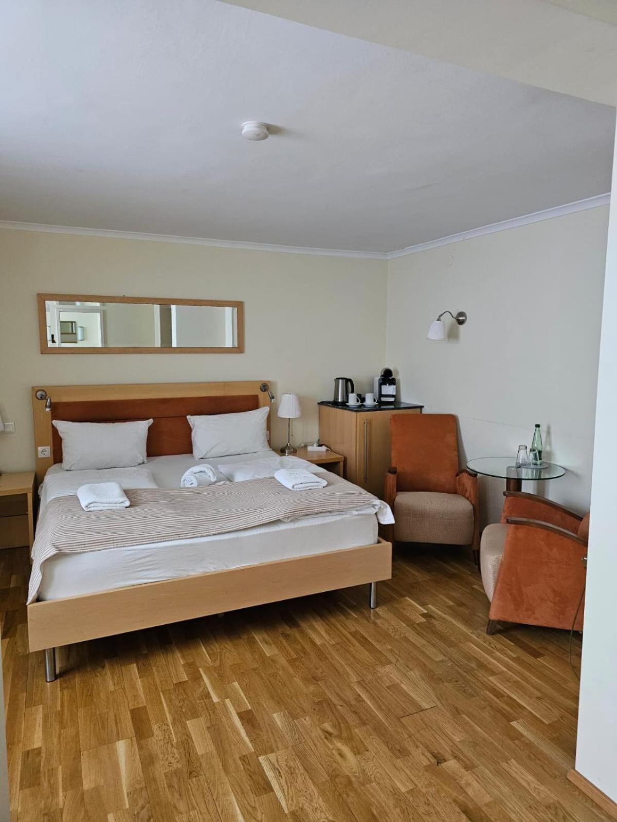 Hotel Goldene Rose Weißenburg in Bayern Eksteriør billede